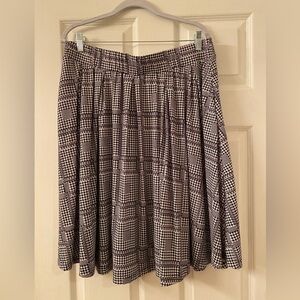 LuLaRoe Black and White Skater Skirt Knee-Length Pleated